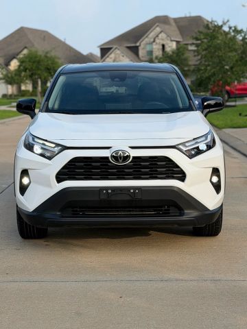 toyota rav4 2023 2T3H1RFV3PW255206 image