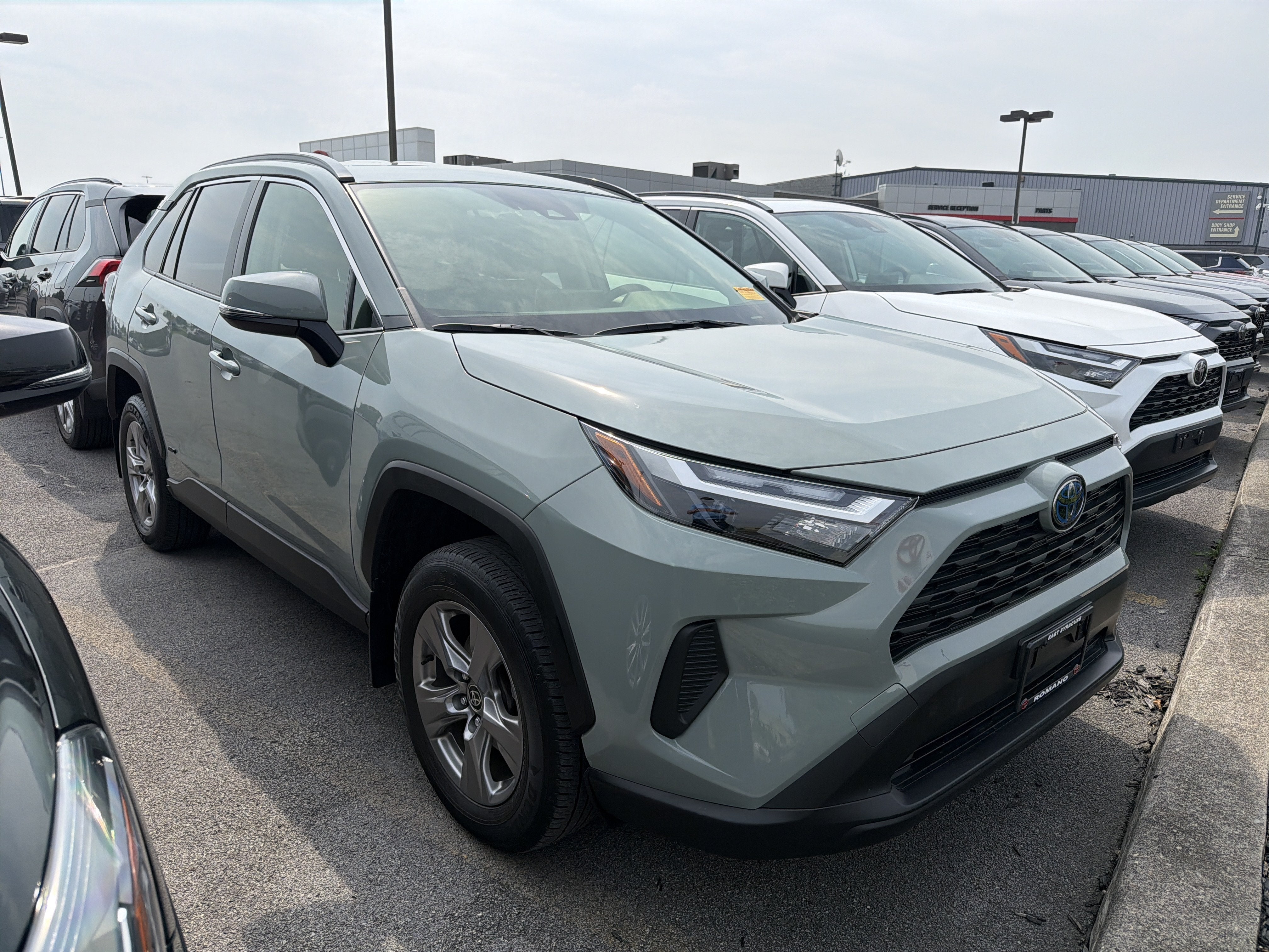 toyota rav4 2023 JTMRWRFV7PJ057717 image toyota rav4 2023 JTMRWRFV7PJ057717 image