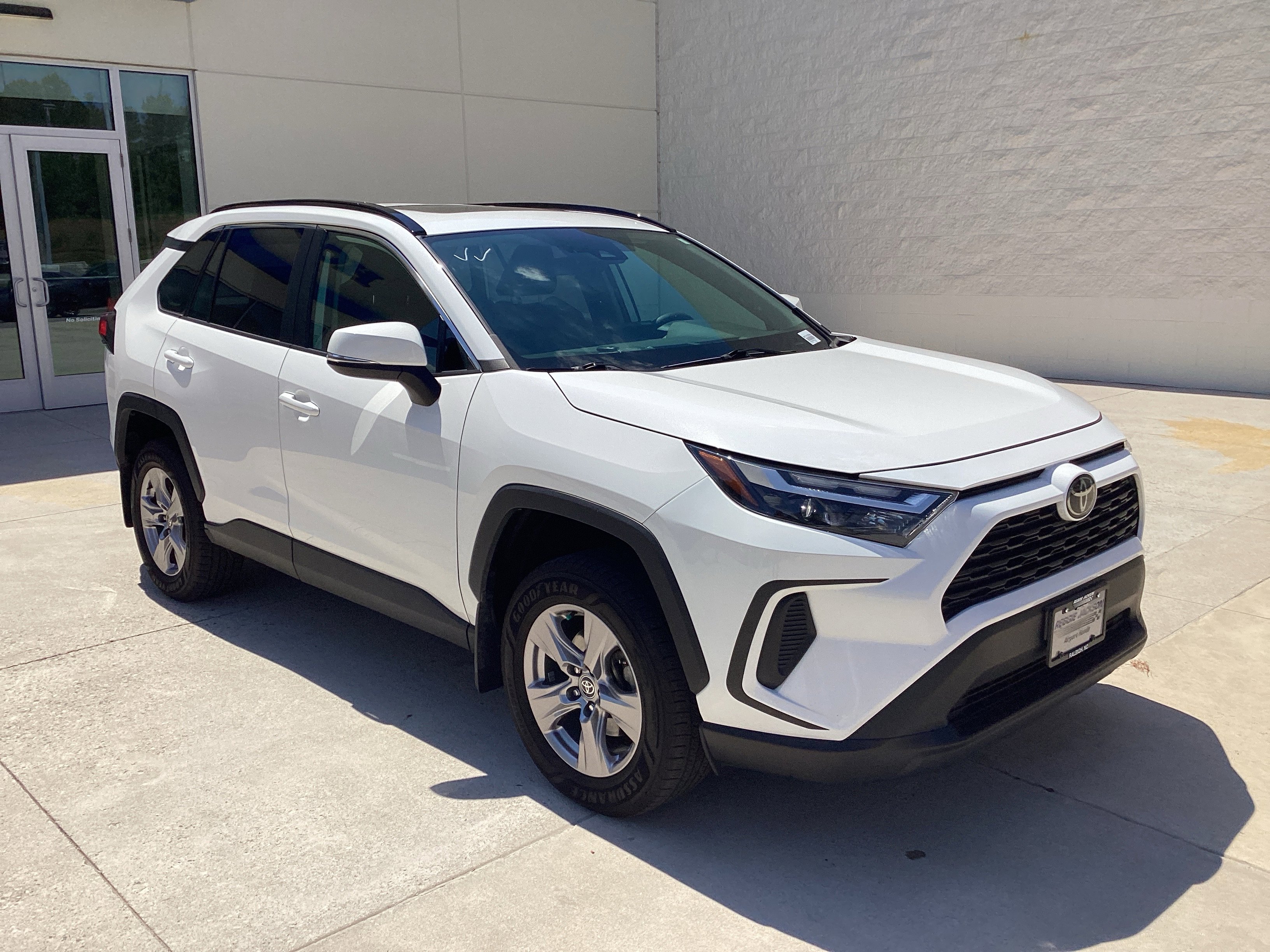 toyota rav4 2023 2T3P1RFV7PC351420 image toyota rav4 2023 2T3P1RFV7PC351420 image