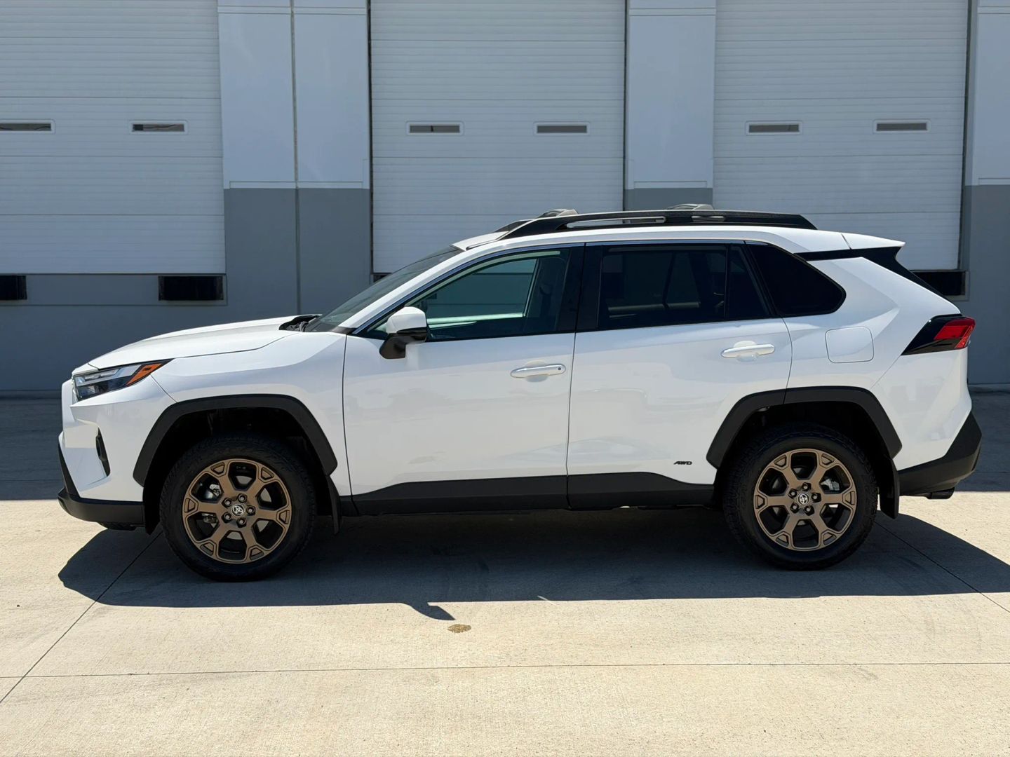 toyota rav4 2023 2T3UWRFV9PW173495 image toyota rav4 2023 2T3UWRFV9PW173495 image