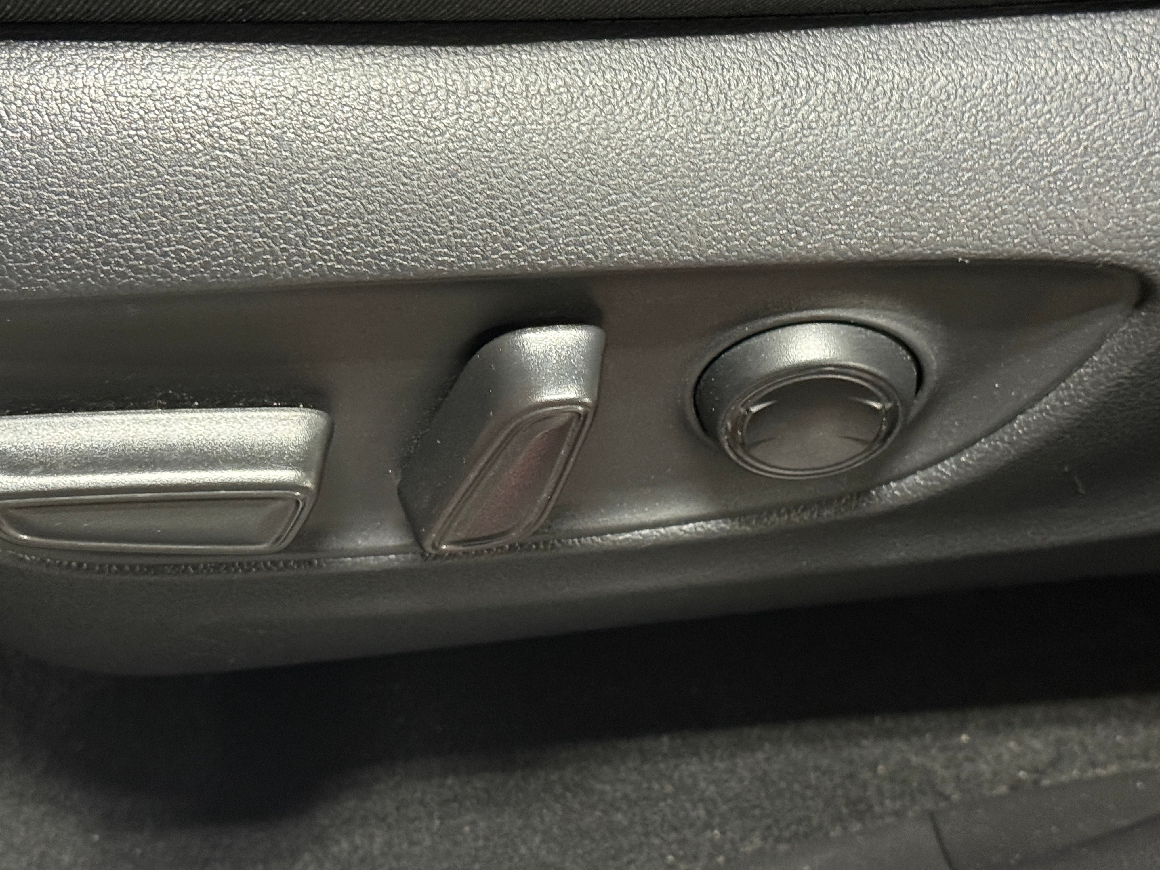 toyota rav4 2023 JTMCB3FV6PD149494 image toyota rav4 2023 JTMCB3FV6PD149494 image