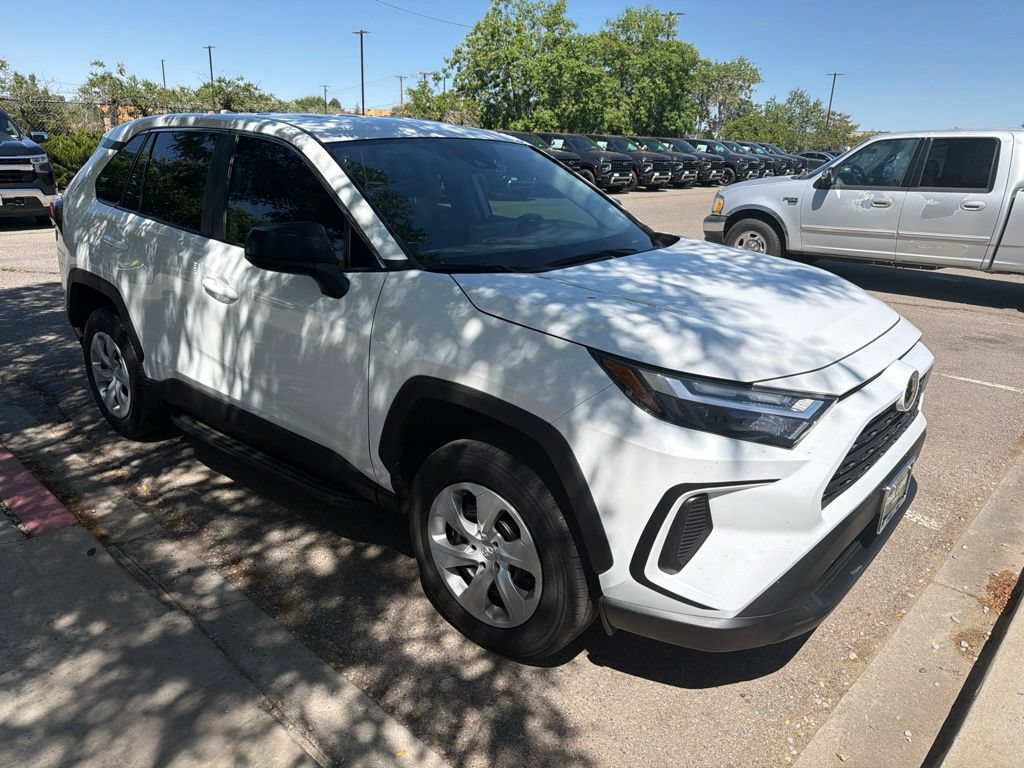 toyota rav4 2023 2T3H1RFV3PW259062 image