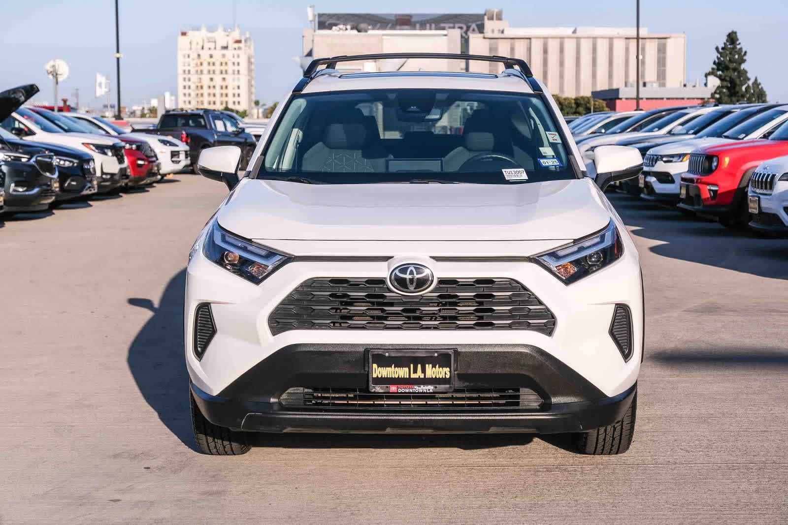 toyota rav4 2023 2T3W1RFV4PC216939 image
