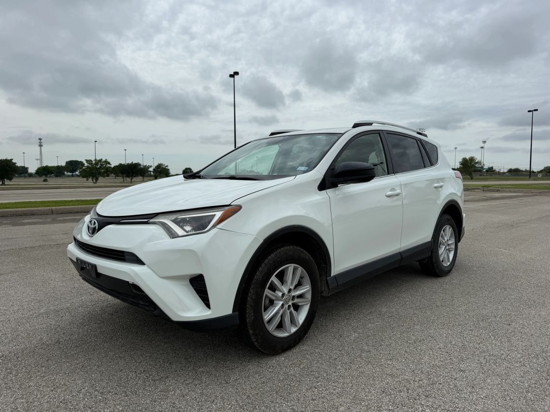 toyota rav4 2016 JTMZFREV3GJ084303 image toyota rav4 2016 JTMZFREV3GJ084303 image
