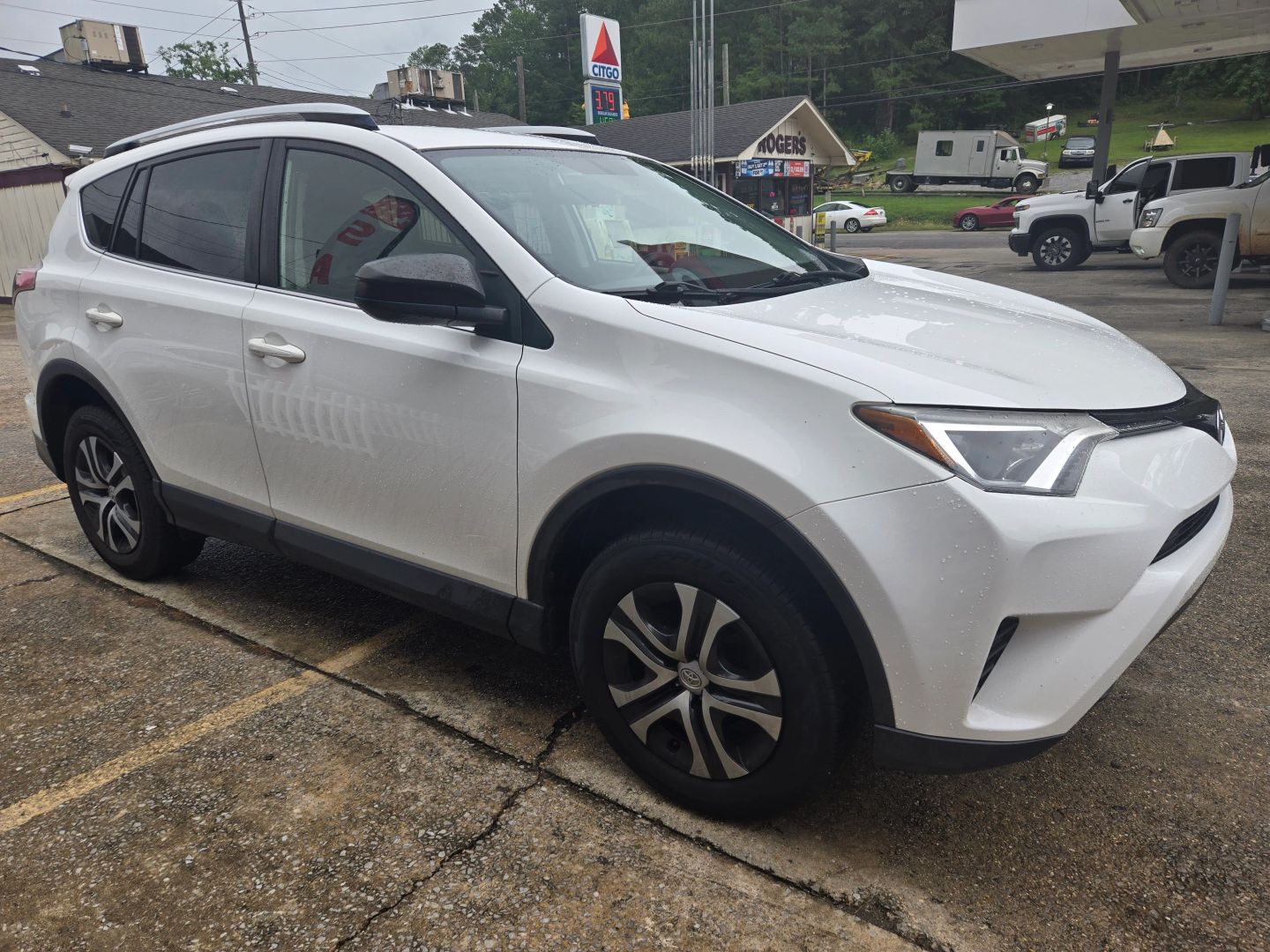 toyota rav4 2016 JTMZFREV5GJ062206 image toyota rav4 2016 JTMZFREV5GJ062206 image