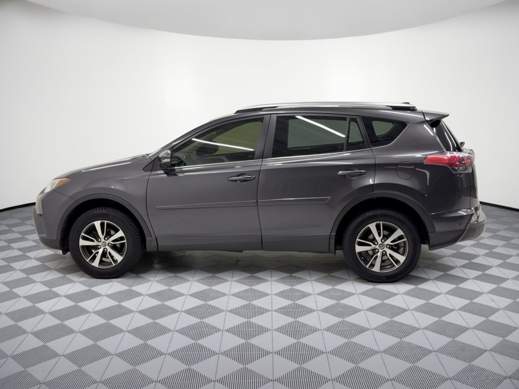 toyota rav4 2016 JTMRFREV9GJ075962 image toyota rav4 2016 JTMRFREV9GJ075962 image