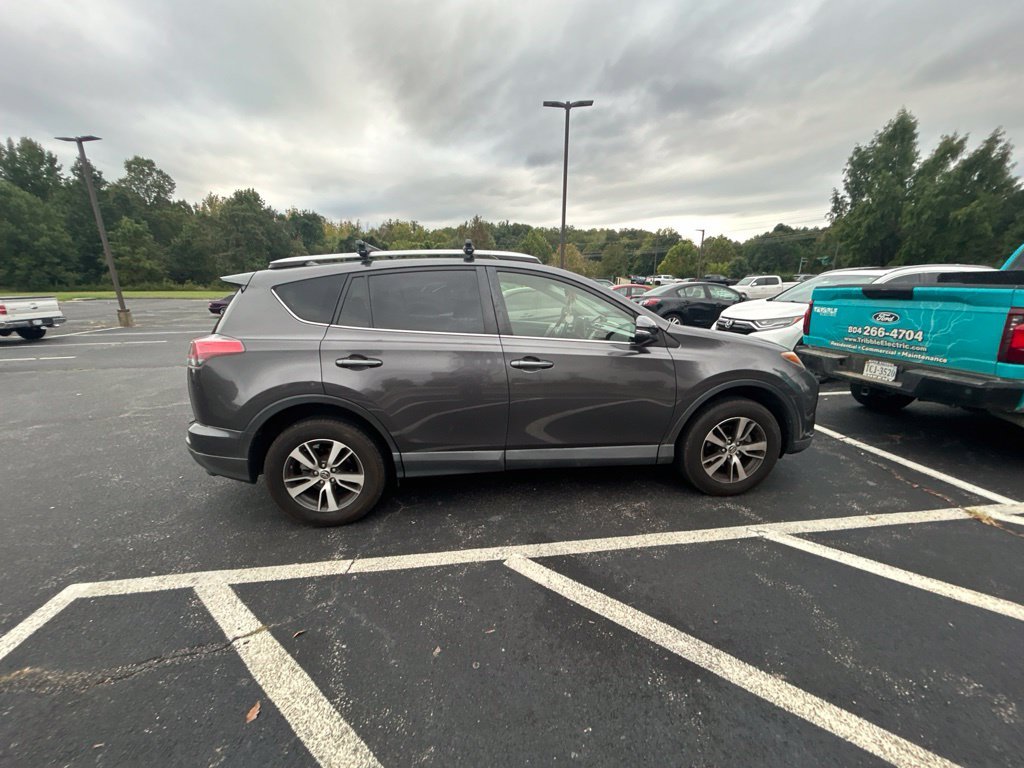 toyota rav4 2016 JTMRFREV4GJ083449 image toyota rav4 2016 JTMRFREV4GJ083449 image