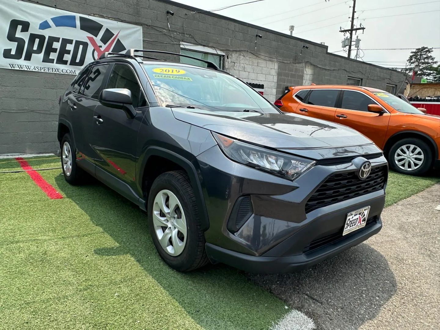 toyota rav4 2019 JTMF1RFV6KJ002329 image toyota rav4 2019 JTMF1RFV6KJ002329 image