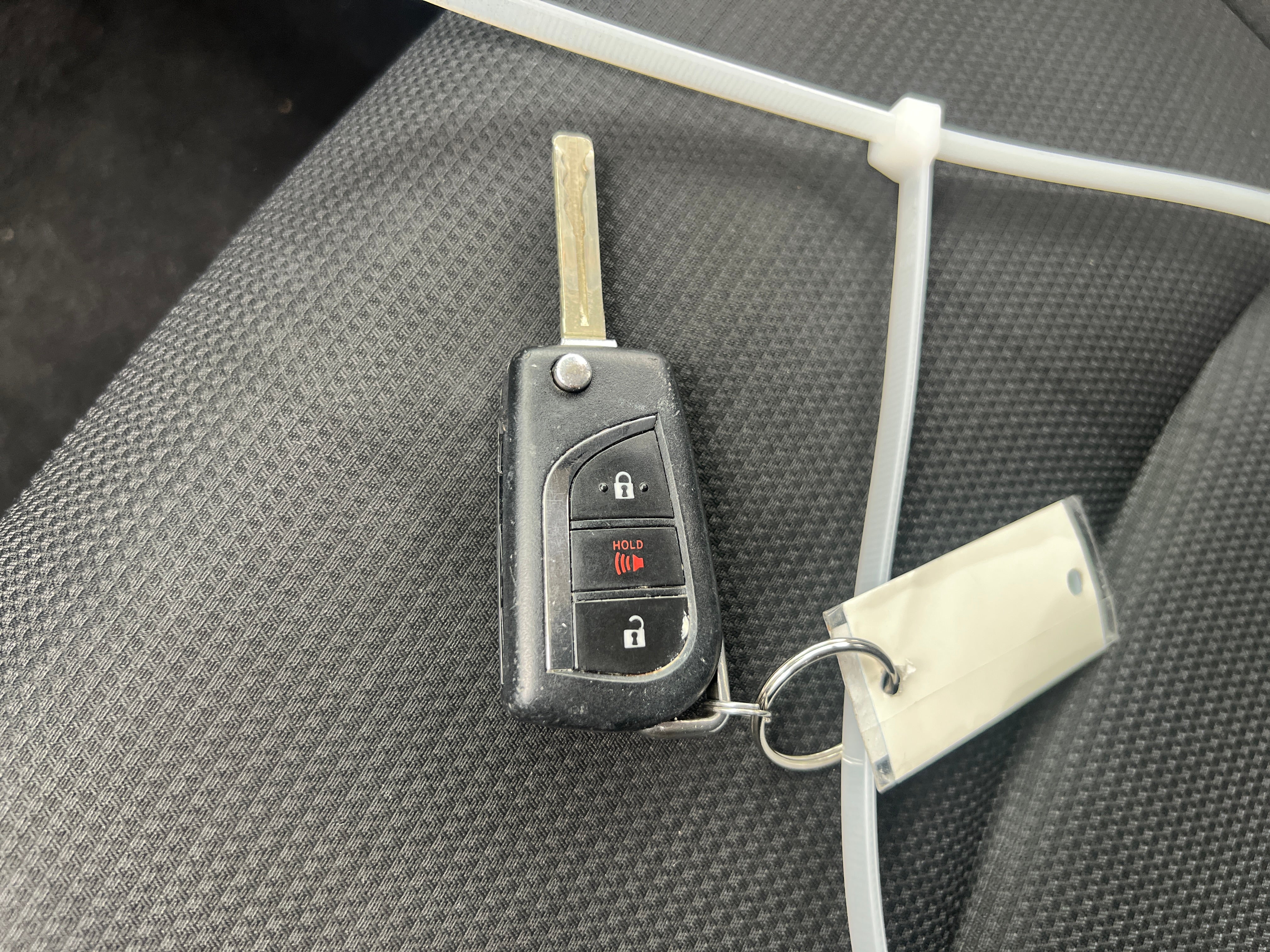 toyota rav4 2019 JTMF1RFV4KD005244 image toyota rav4 2019 JTMF1RFV4KD005244 image