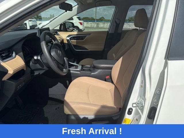 toyota rav4 2019 JTMK1RFV7KD021680 image toyota rav4 2019 JTMK1RFV7KD021680 image