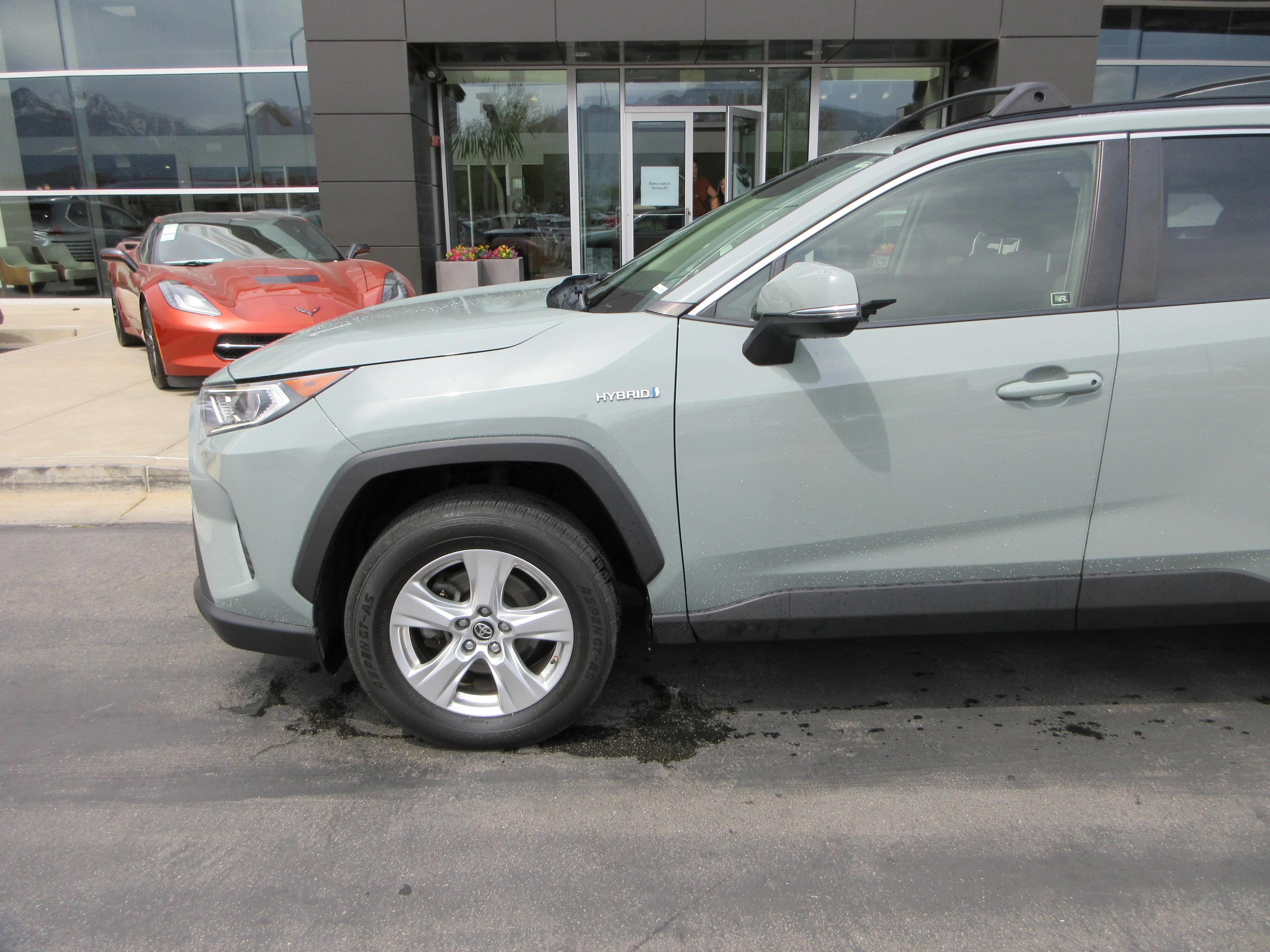toyota rav4 2019 JTMRWRFV9KD006193 image toyota rav4 2019 JTMRWRFV9KD006193 image