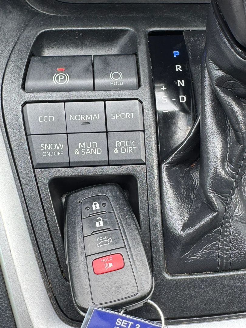 toyota rav4 2019 2T3A1RFV7KW050613 image toyota rav4 2019 2T3A1RFV7KW050613 image