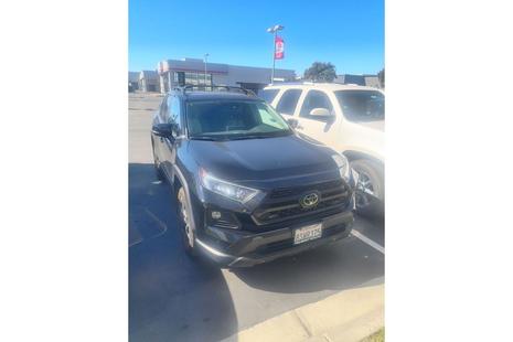 toyota rav4 2019 2T3J1RFV0KC038420 image toyota rav4 2019 2T3J1RFV0KC038420 image