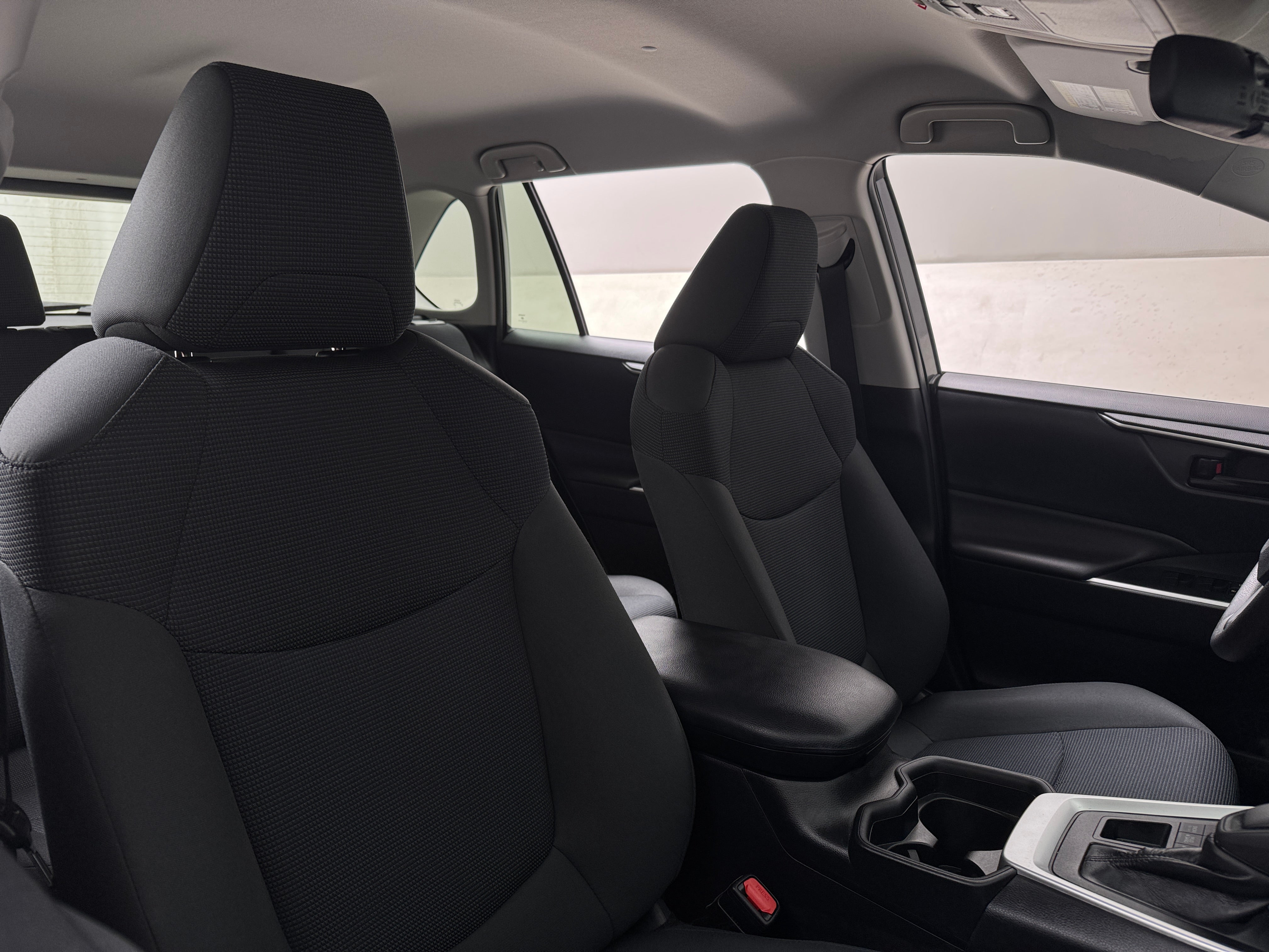 toyota rav4 2019 2T3G1RFV8KC024307 image toyota rav4 2019 2T3G1RFV8KC024307 image