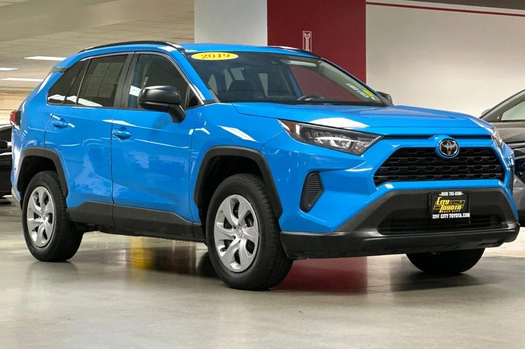 toyota rav4 2019 2T3H1RFV1KC006011 image toyota rav4 2019 2T3H1RFV1KC006011 image