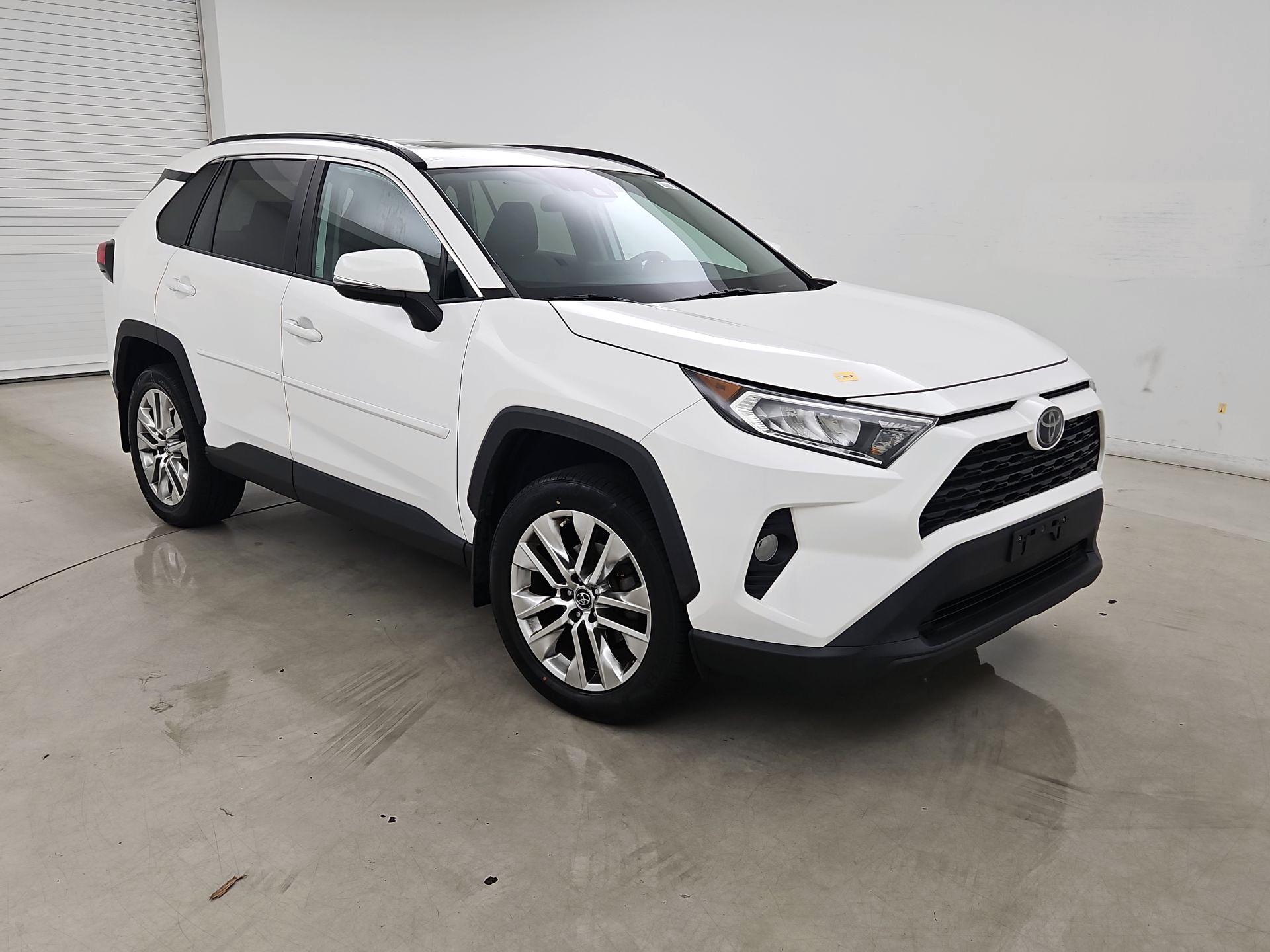 toyota rav4 2019 2T3A1RFV1KW047707 image toyota rav4 2019 2T3A1RFV1KW047707 image