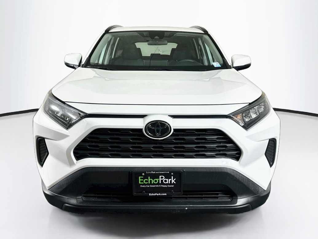 toyota rav4 2019 2T3K1RFV8KC021143 image toyota rav4 2019 2T3K1RFV8KC021143 image