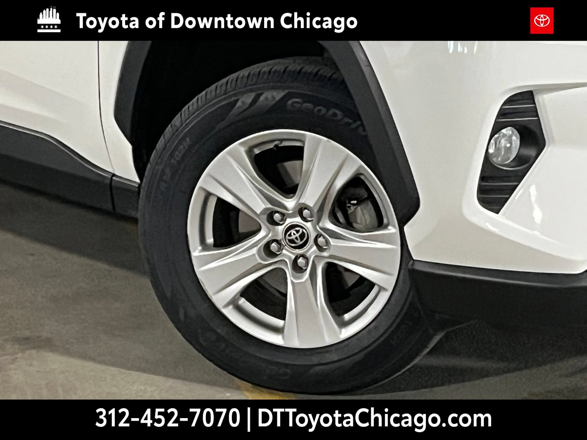 toyota rav4 2019 JTMRWRFV5KD007096 image toyota rav4 2019 JTMRWRFV5KD007096 image