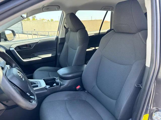toyota rav4 2019 2T3F1RFV4KC015387 image toyota rav4 2019 2T3F1RFV4KC015387 image