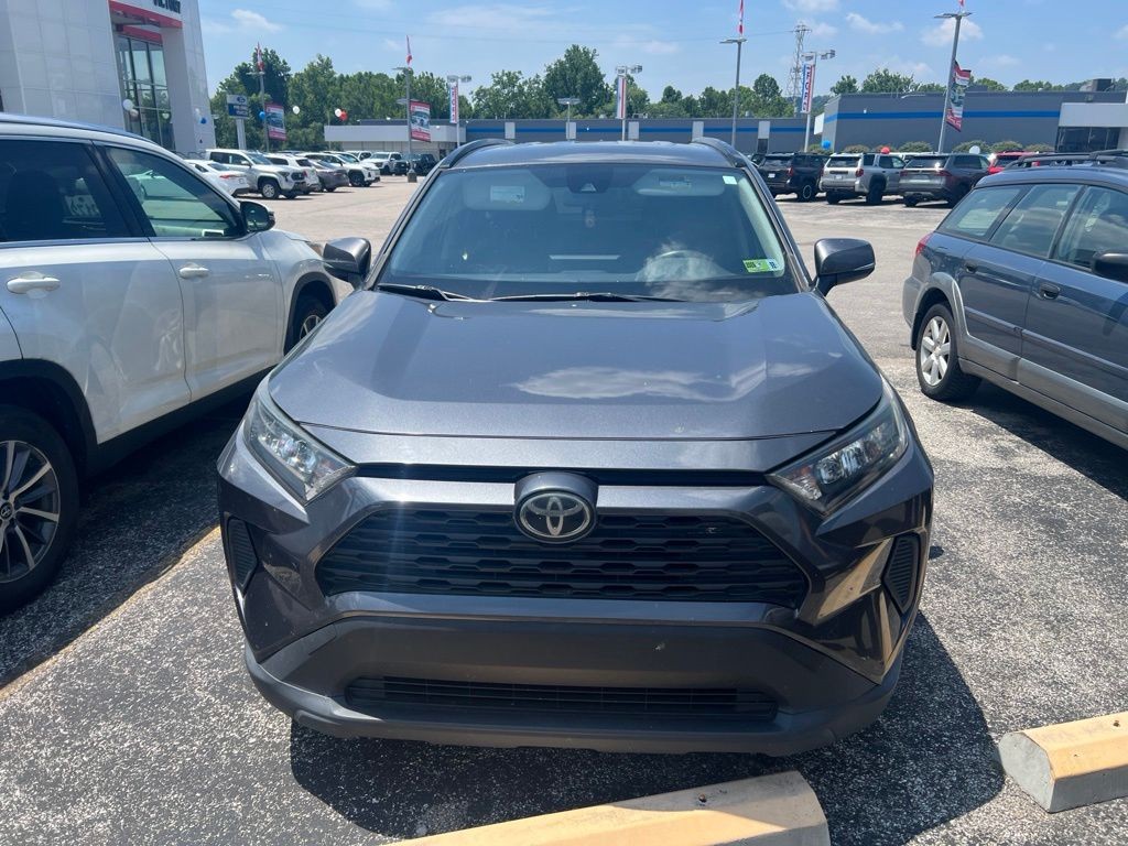 toyota rav4 2019 JTMG1RFV0KD017055 image toyota rav4 2019 JTMG1RFV0KD017055 image