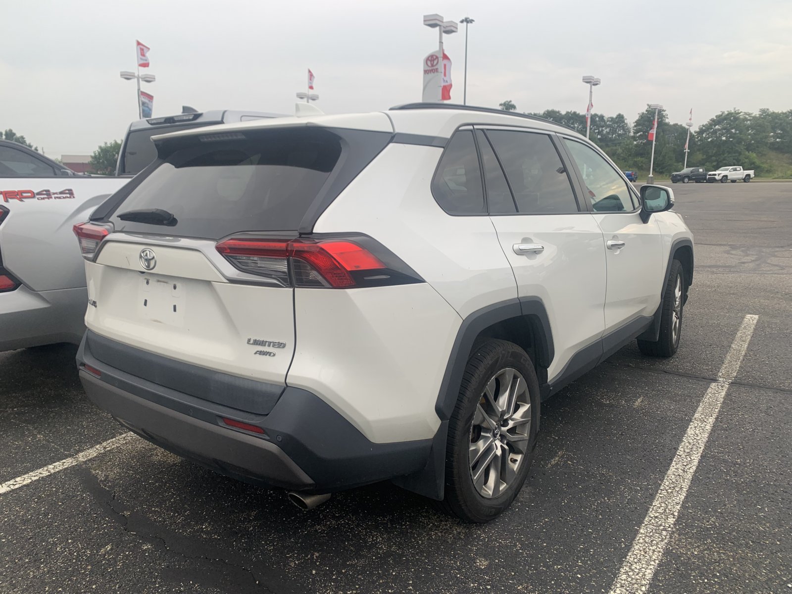 toyota rav4 2019 2T3N1RFV5KW065841 image toyota rav4 2019 2T3N1RFV5KW065841 image