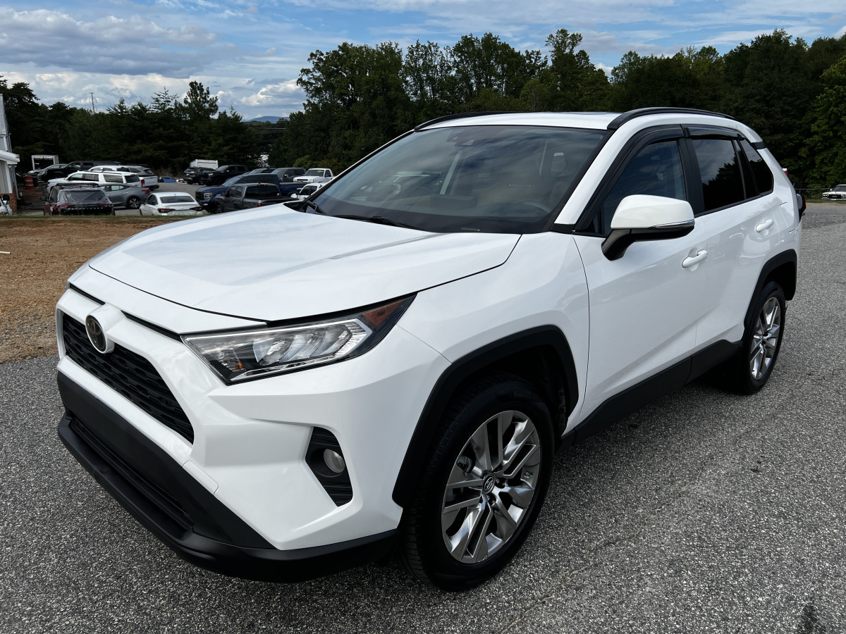 toyota rav4 2019 2T3C1RFV2KC013317 image toyota rav4 2019 2T3C1RFV2KC013317 image