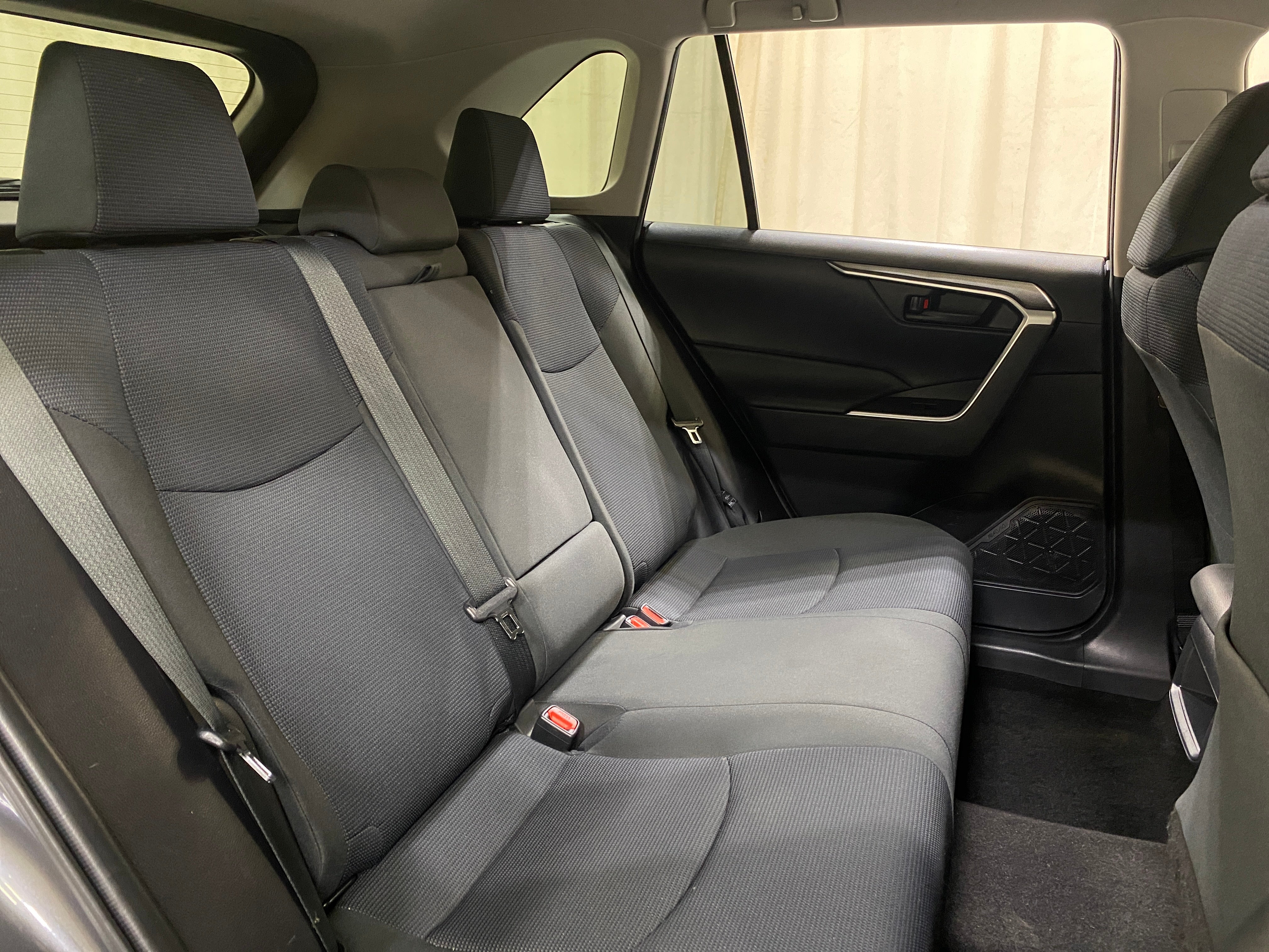 toyota rav4 2019 JTMH1RFV8KJ002244 image toyota rav4 2019 JTMH1RFV8KJ002244 image