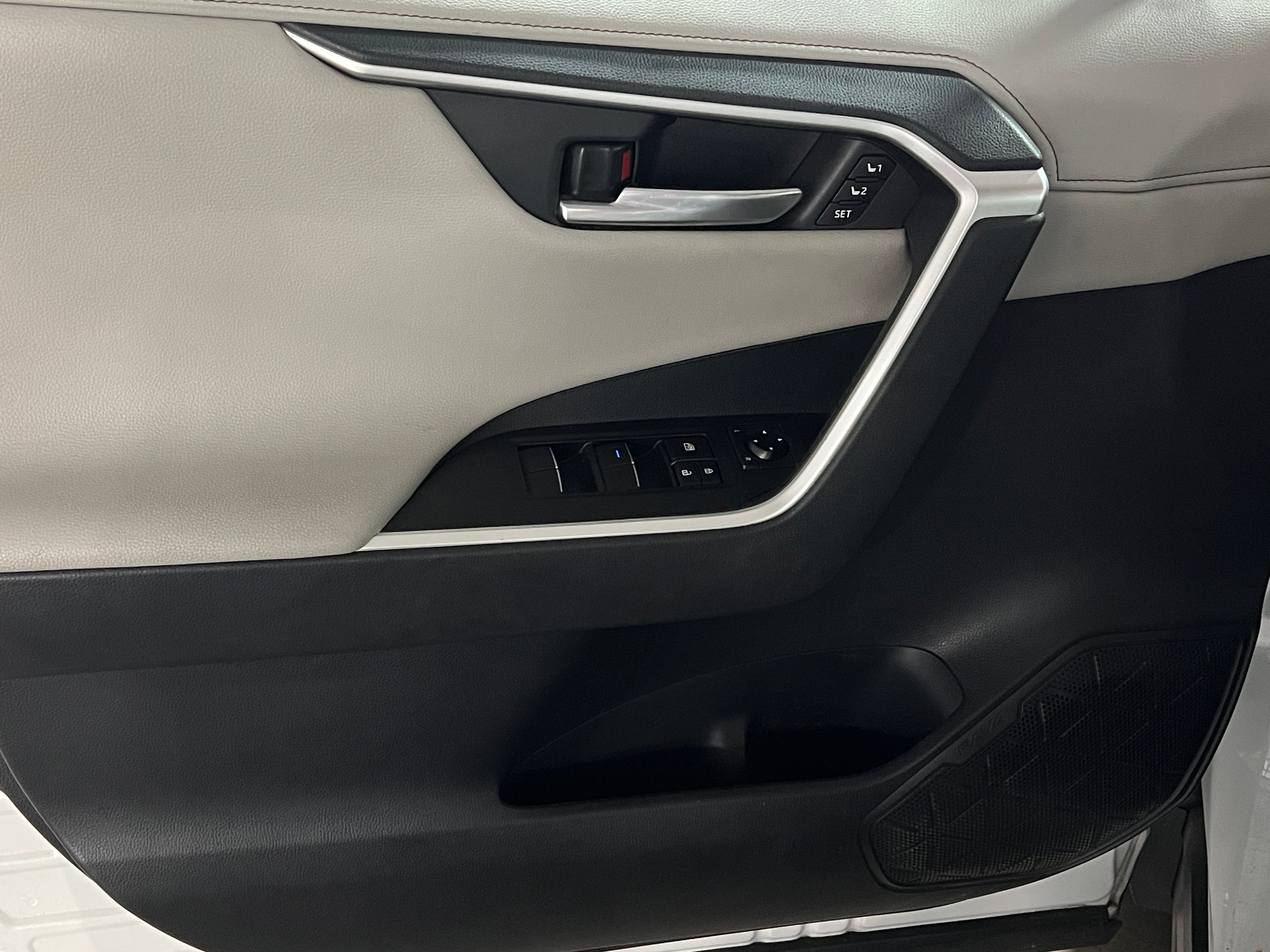 toyota rav4 2019 2T3DWRFV1KW037922 image toyota rav4 2019 2T3DWRFV1KW037922 image