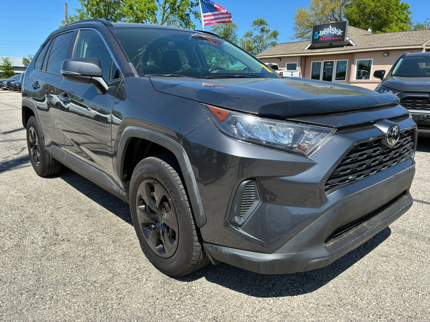 Toyota RAV4 2019 JTMG1RFV4KJ011972 image Toyota RAV4 2019 JTMG1RFV4KJ011972 image
