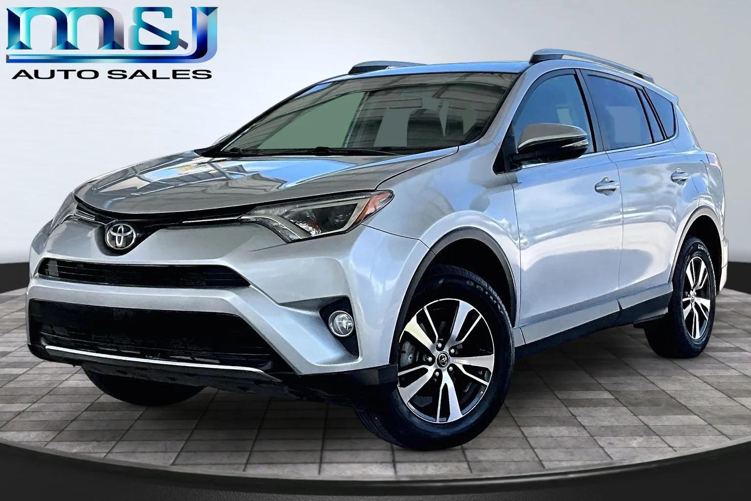 toyota rav4 2018 JTMWFREV2JD116375 image toyota rav4 2018 JTMWFREV2JD116375 image