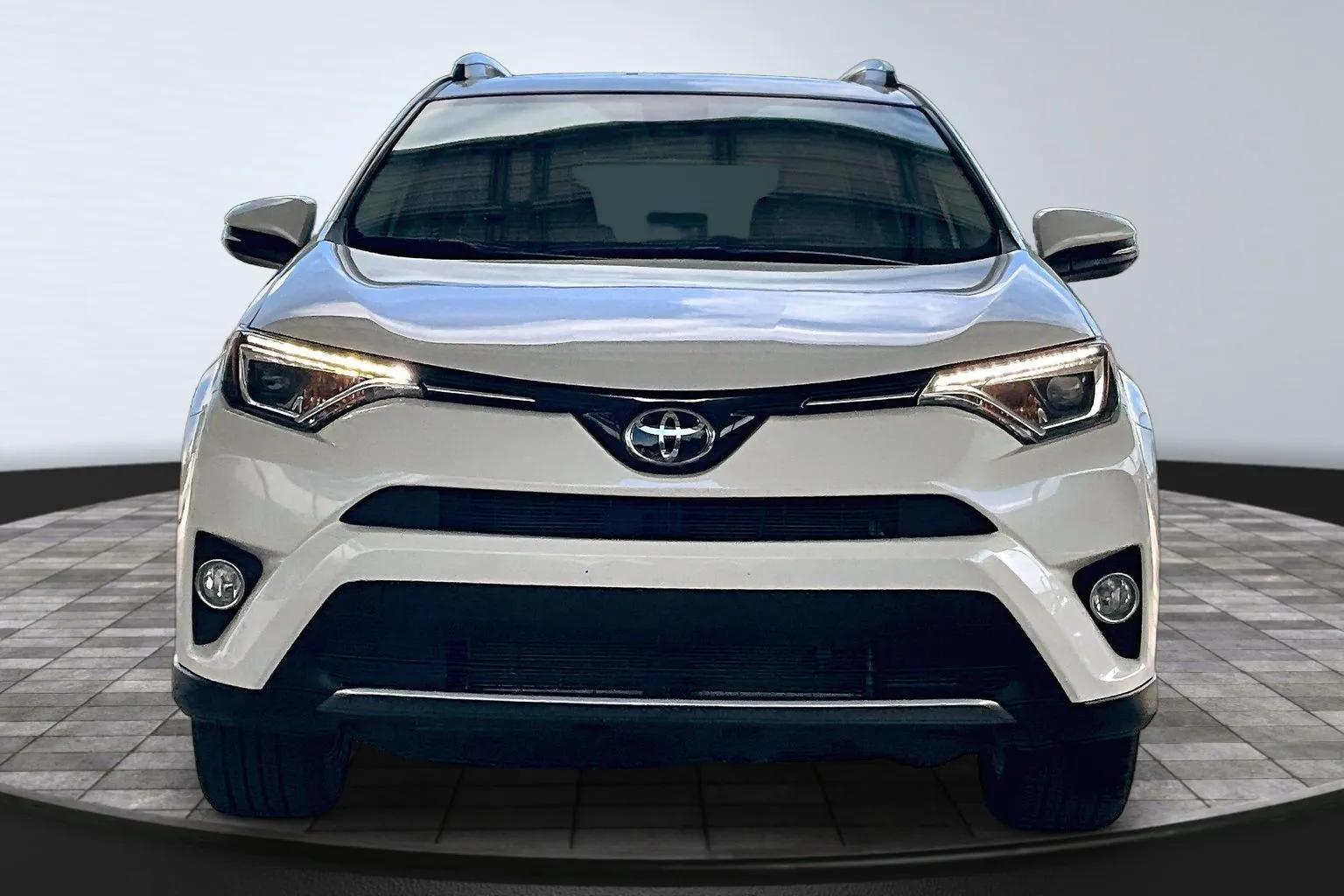 toyota rav4 2018 JTMYFREV9JJ740359 image toyota rav4 2018 JTMYFREV9JJ740359 image