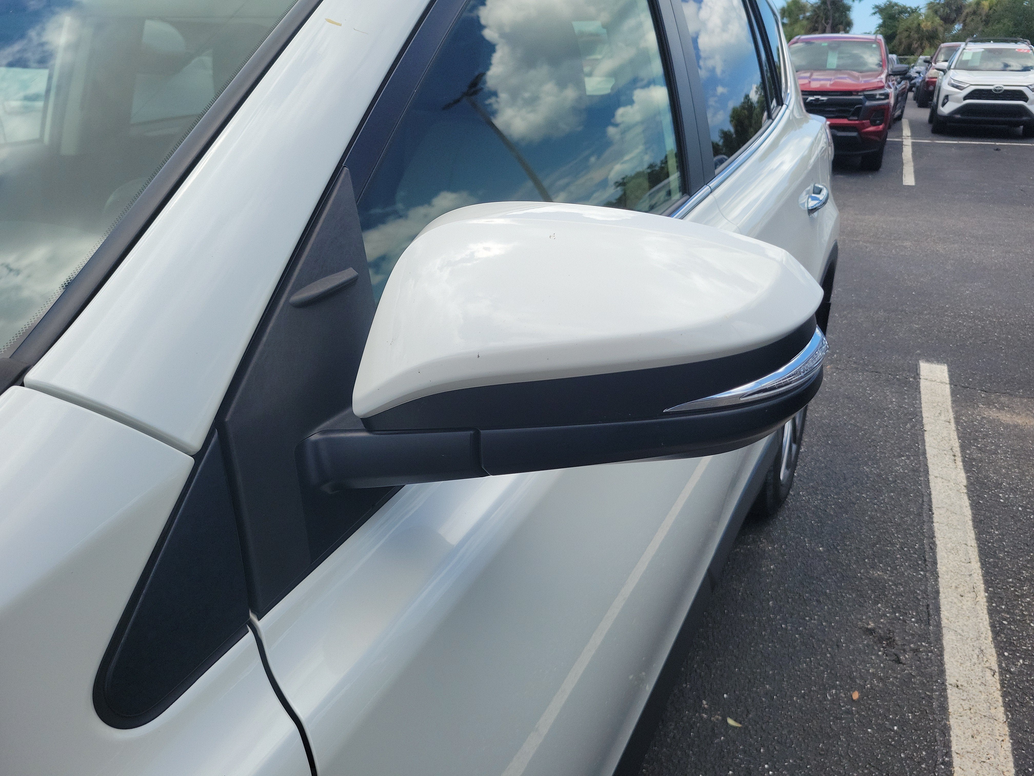 toyota rav4 2018 JTMDFREV4JD253941 image toyota rav4 2018 JTMDFREV4JD253941 image