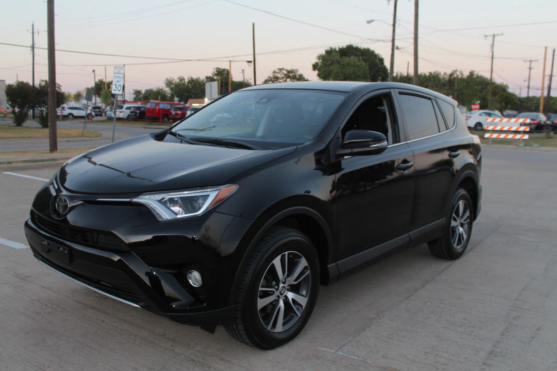 toyota rav4 2018 2T3RFREV4JW706268 image toyota rav4 2018 2T3RFREV4JW706268 image