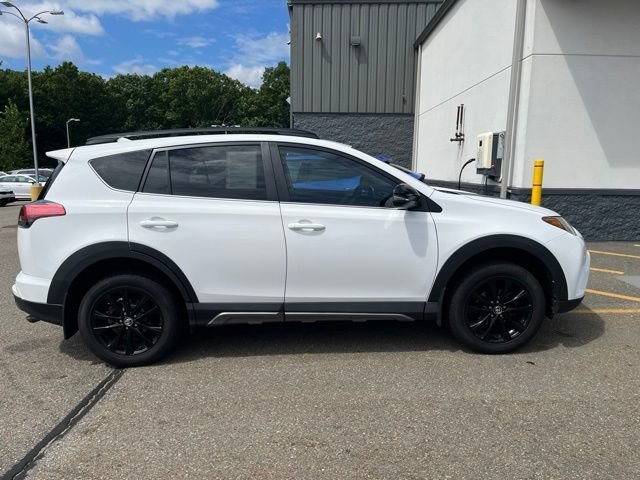 toyota rav4 2018 2T3RFREV6JW832681 image toyota rav4 2018 2T3RFREV6JW832681 image
