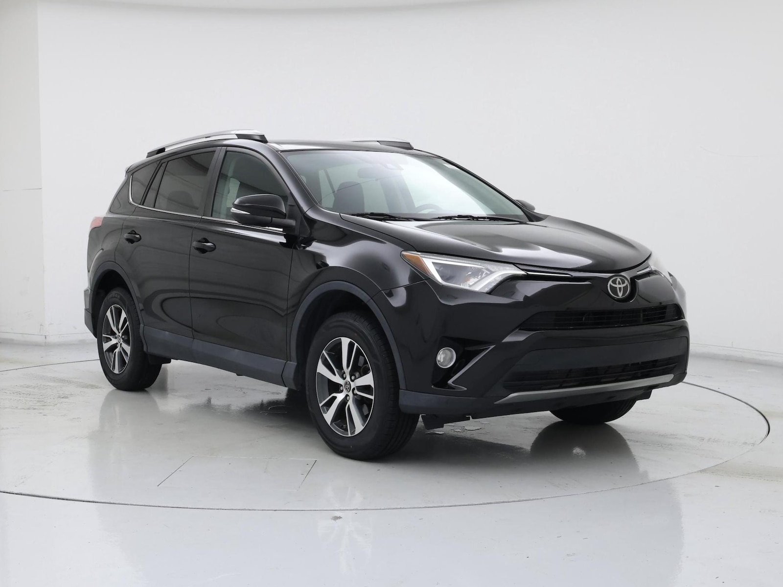 toyota rav4 2018 2T3RFREV5JW767953 image