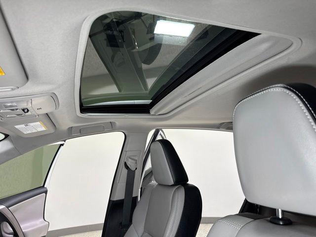 toyota rav4 2018 JTMYFREV6JJ175990 image toyota rav4 2018 JTMYFREV6JJ175990 image