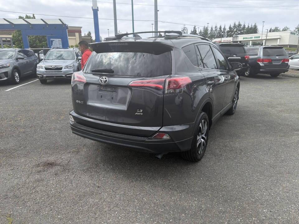 toyota rav4 2018 JTMBFREVXJJ238921 image