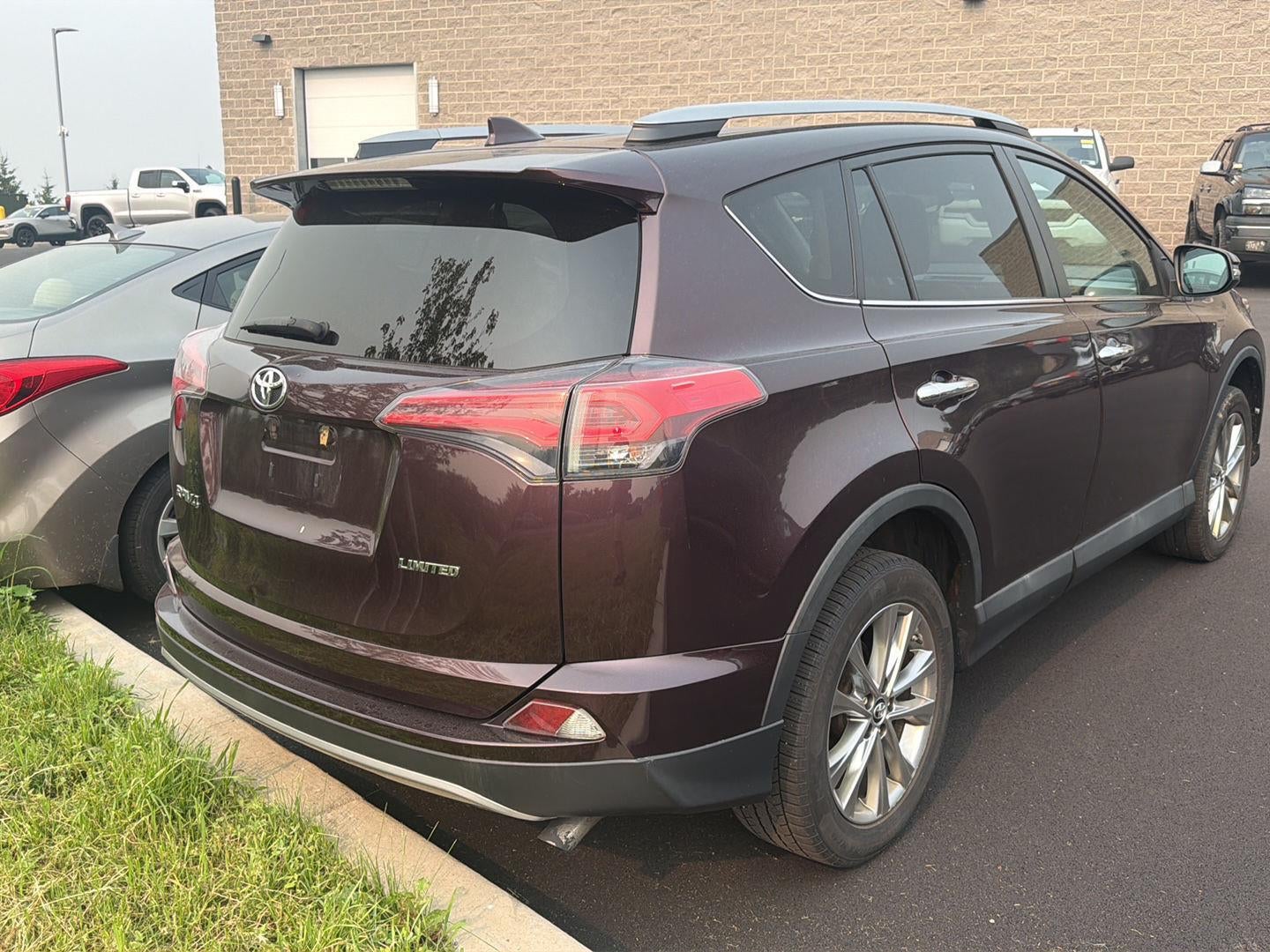 toyota rav4 2018 2T3YFREVXJW445188 image toyota rav4 2018 2T3YFREVXJW445188 image