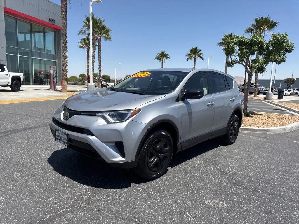 toyota rav4 2018 JTMZFREV0JJ166741 image