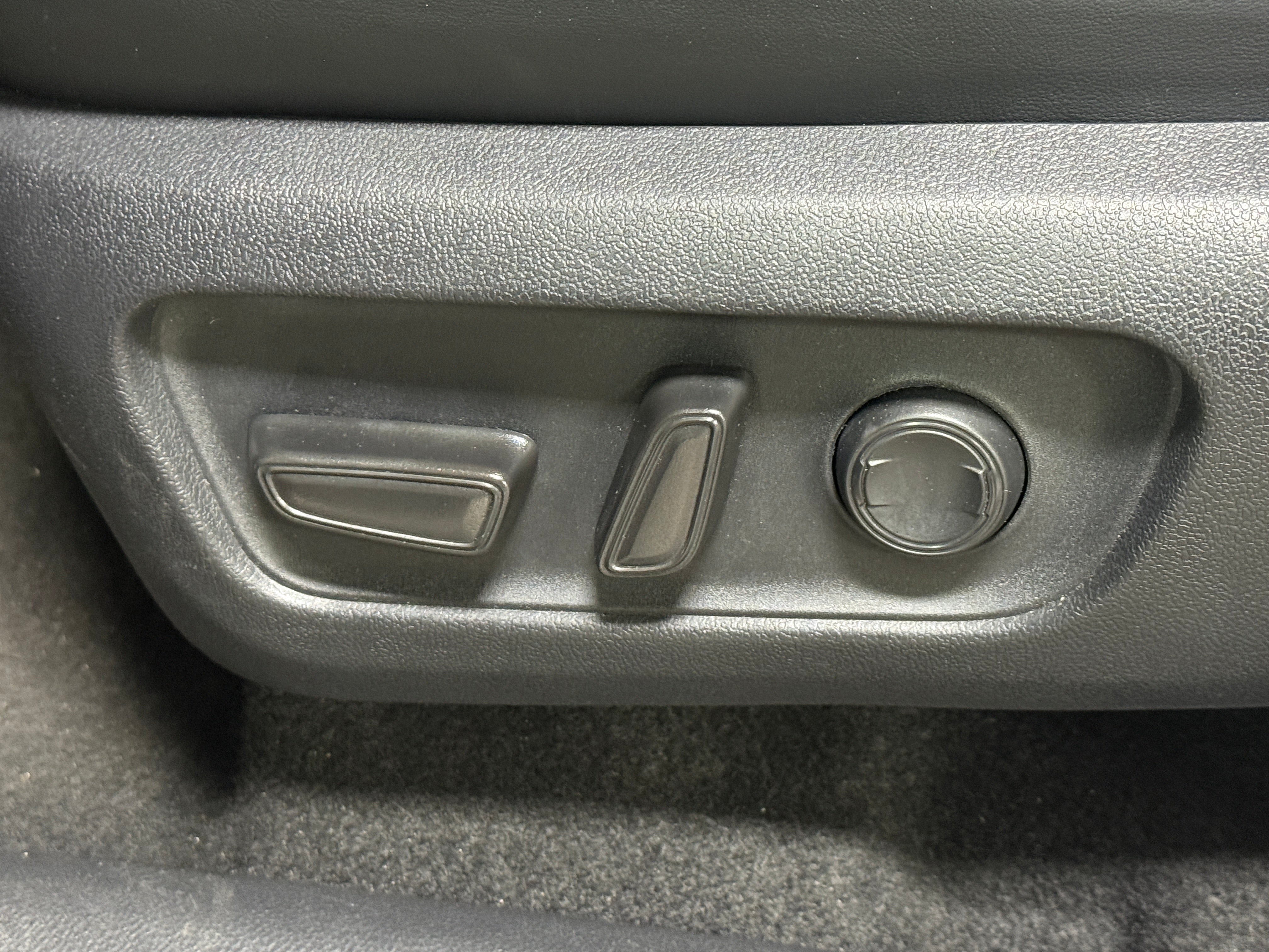toyota rav4 2026 2T36CRAV8TW006046 image toyota rav4 2026 2T36CRAV8TW006046 image