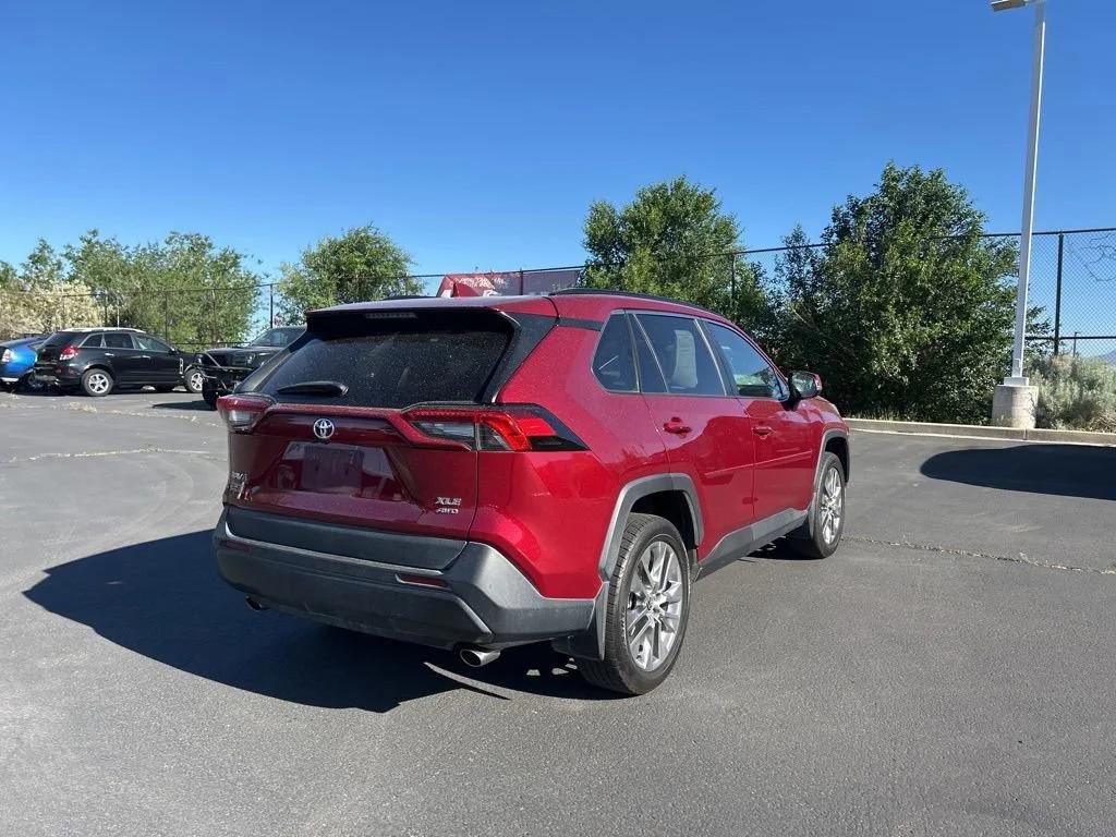 toyota rav4 2021 2T3A1RFV3MW200171 image