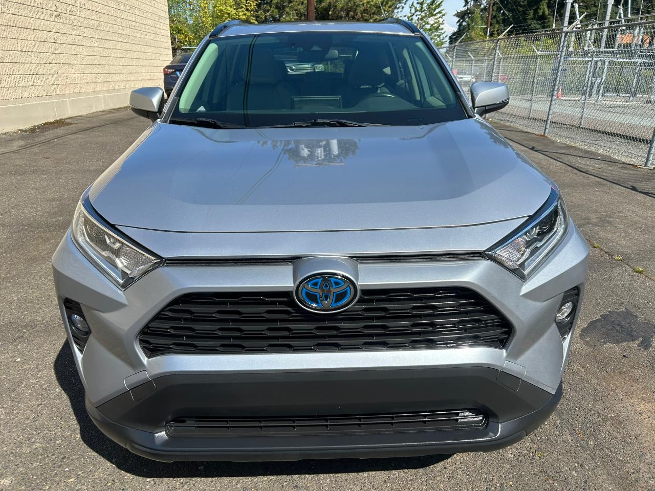 toyota rav4 2021 JTMB6RFV9MD040574 image toyota rav4 2021 JTMB6RFV9MD040574 image