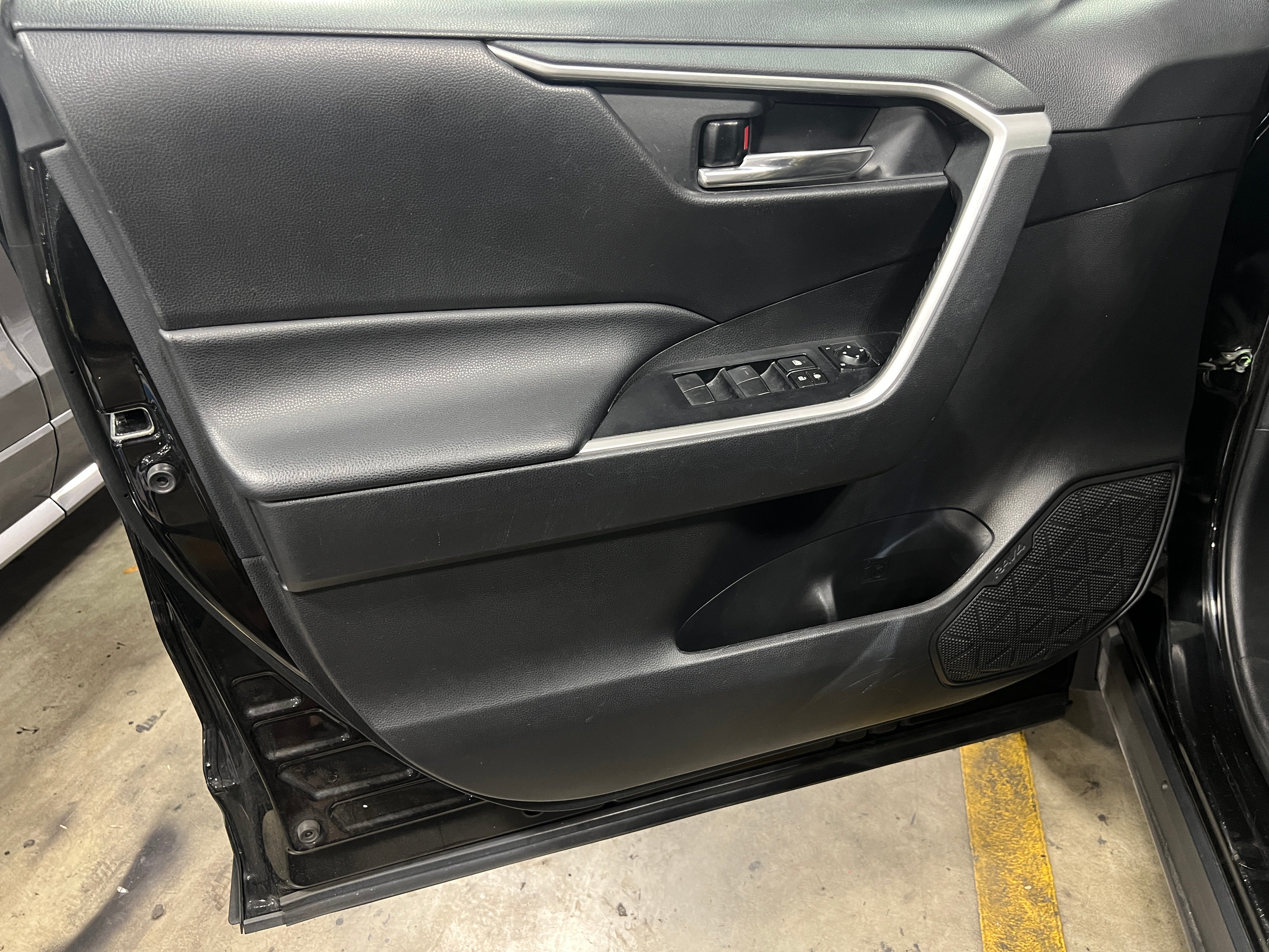 toyota rav4 2021 2T3W1RFV4MW127544 image toyota rav4 2021 2T3W1RFV4MW127544 image