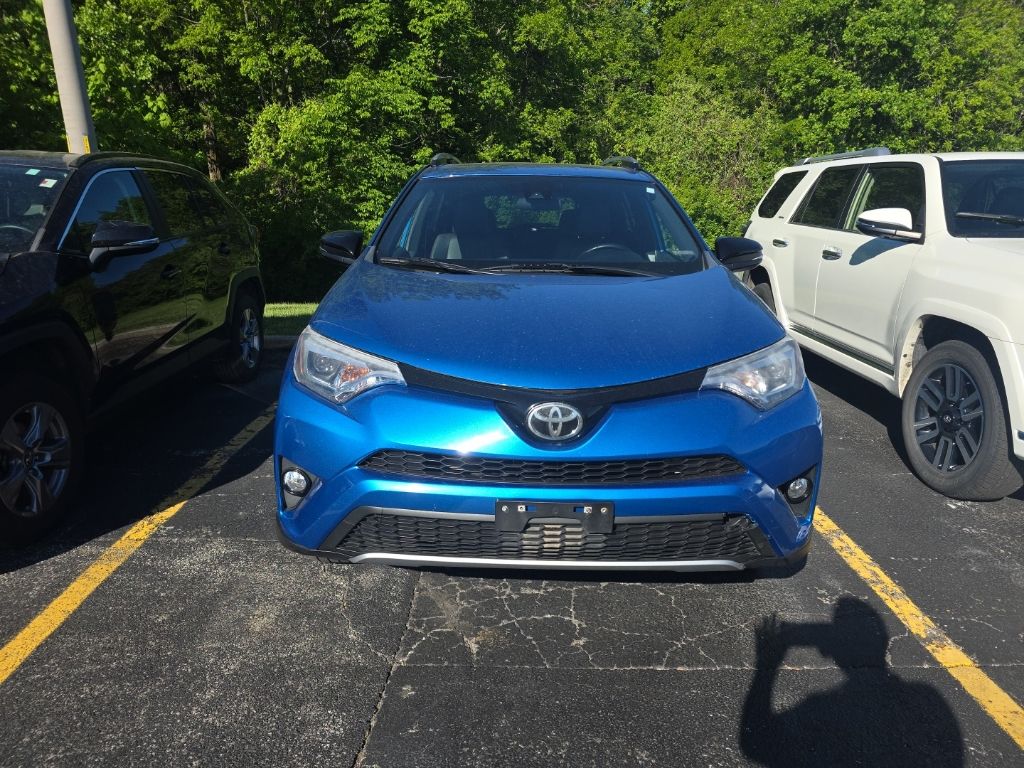 toyota rav4 2017 JTMJFREV9HJ704229 image toyota rav4 2017 JTMJFREV9HJ704229 image