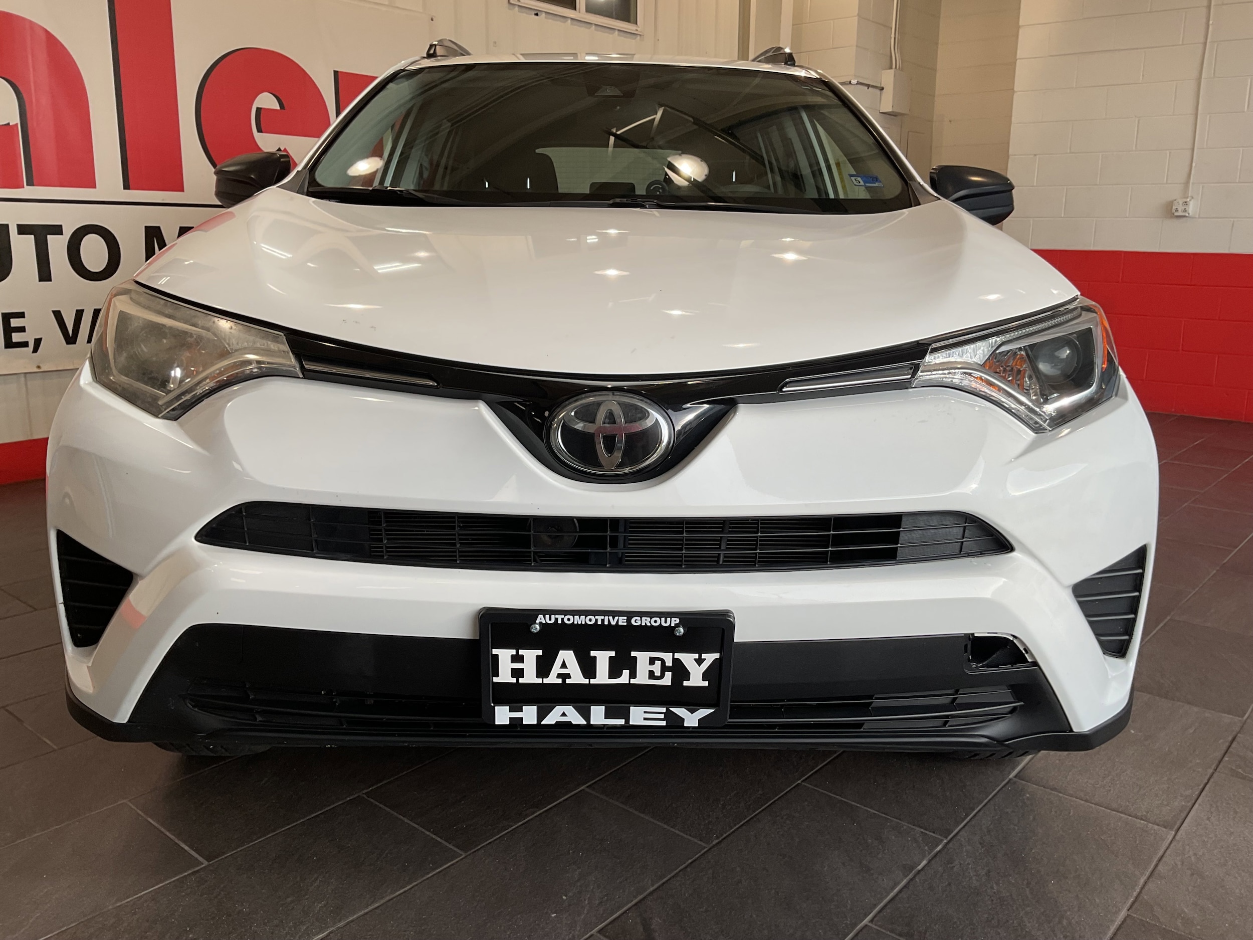toyota rav4 2017 JTMBFREV3HJ116167 image toyota rav4 2017 JTMBFREV3HJ116167 image