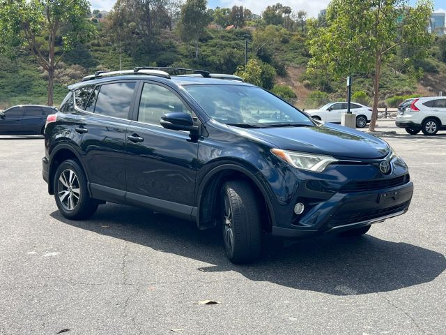 toyota rav4 2017 JTMWFREV2HD096784 image toyota rav4 2017 JTMWFREV2HD096784 image