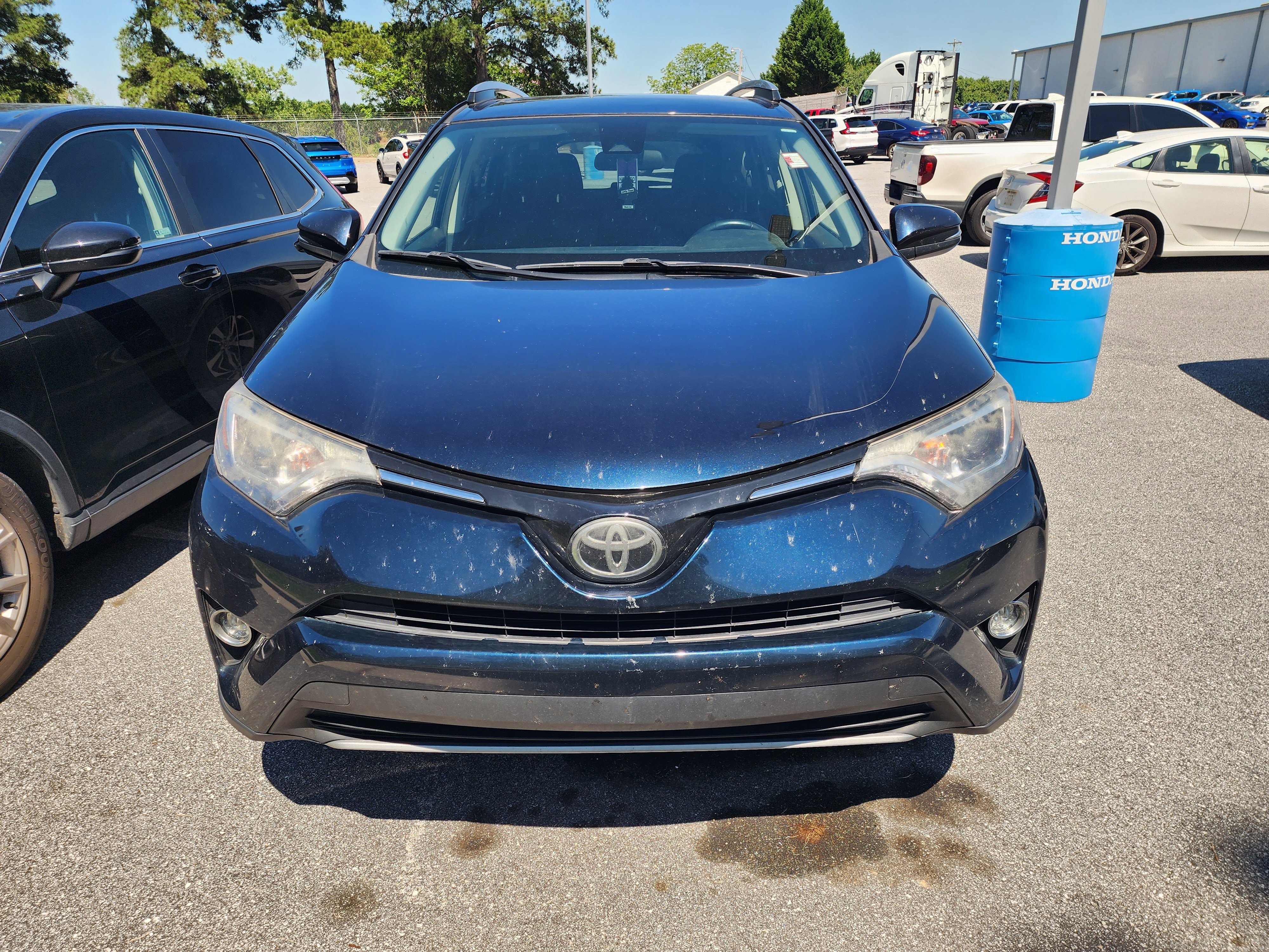 toyota rav4 2017 JTMRFREV1HD212926 image toyota rav4 2017 JTMRFREV1HD212926 image