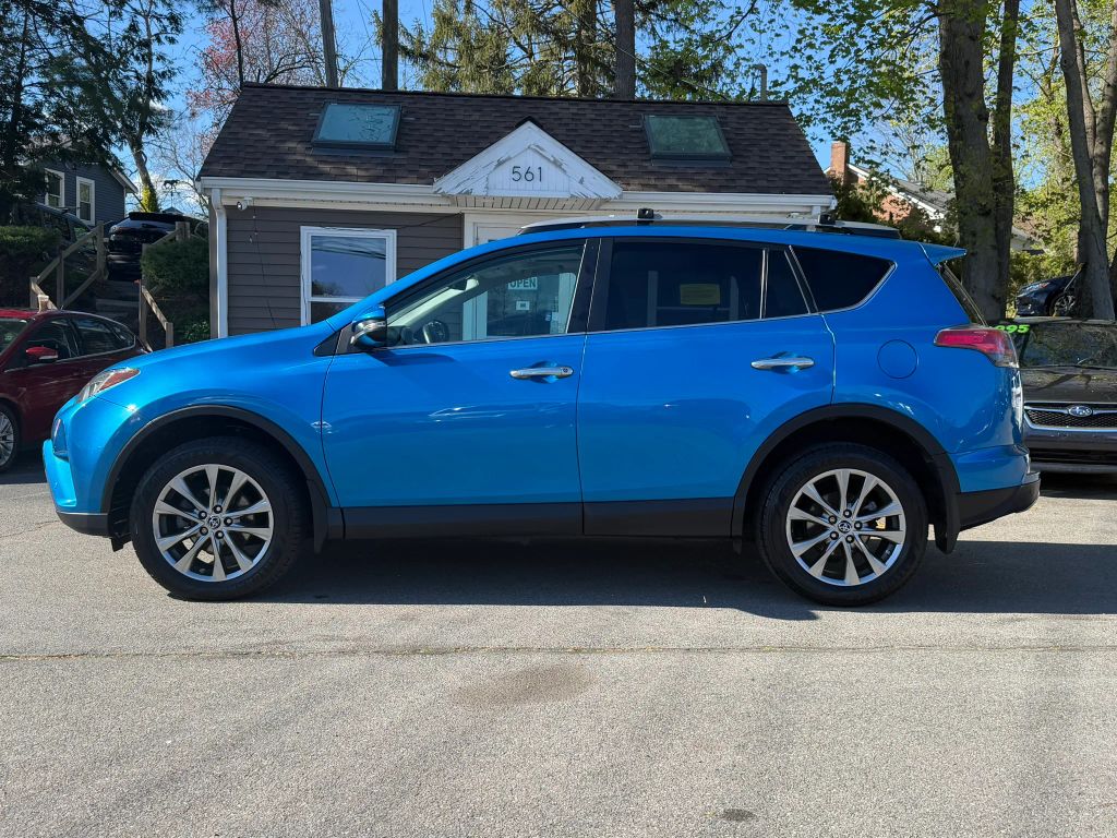 toyota rav4 2017 2T3DFREV2HW564183 image