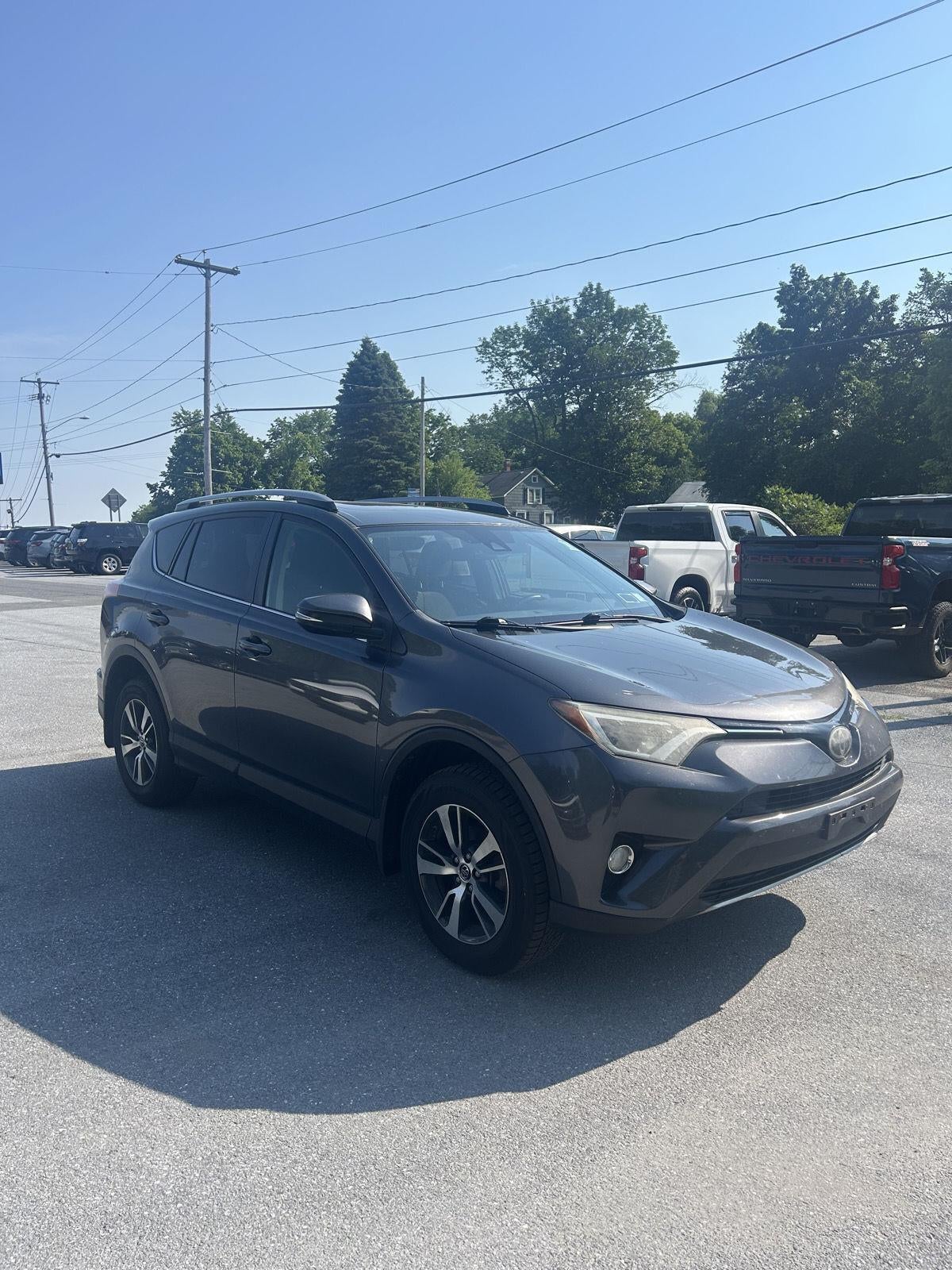 toyota rav4 2017 JTMRFREV0H1701965 image toyota rav4 2017 JTMRFREV0H1701965 image