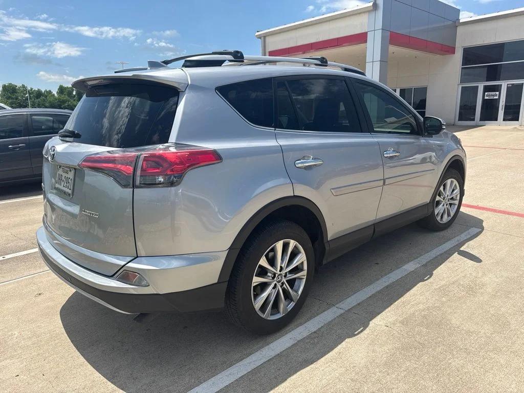 toyota rav4 2017 2T3YFREV2HW342681 image toyota rav4 2017 2T3YFREV2HW342681 image